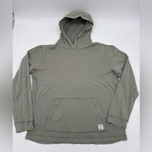 Men’s Roots Top